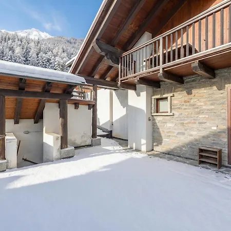 Appartement Charming With Garden In - Happy