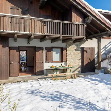 Charming With Garden In - Happy Appartement Courmayeur